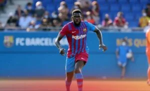 Umtiti amplía contrato con el FC Barcelona hasta 2026 y reduce parte de su sueldo