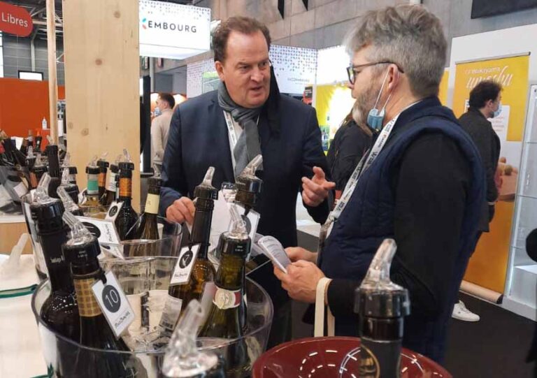 La D.O. Rías Baixas participa en Vinexpo compartiendo stand con los otros cuatro consejos reguladores vitivinícolas y el de Aguardientes y Licores Tradicionales de Galicia