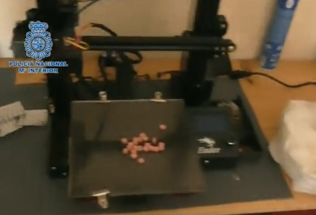 La Policía Nacional interviene una máquina “entabletadora” capaz de fabricar 10.000 pastillas de éxtasis a la hora