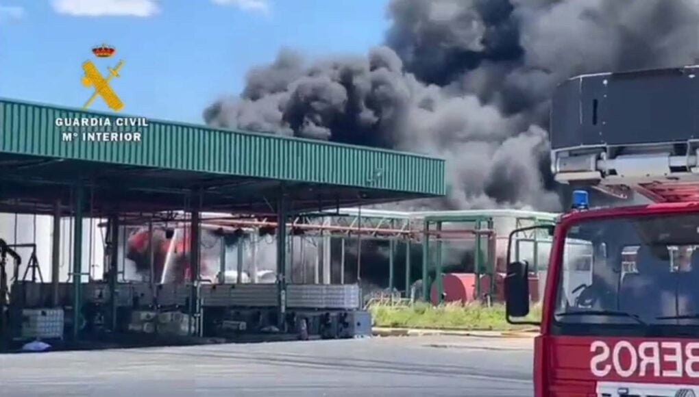 Al menos dos muertos en la explosión de la planta de biodiesel de Calahorra en La Rioja