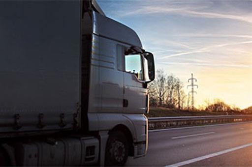 Mitma sigue avanzando en los acuerdos alcanzados con el sector del transporte de mercancías por carretera para su sostenibilidad