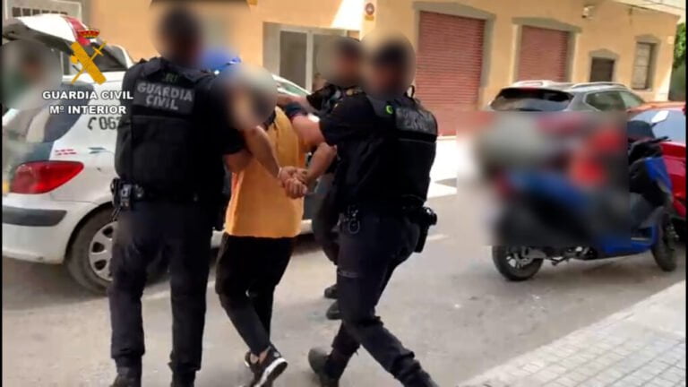 La Guardia Civil detiene en Alicante a un presunto radicalizador yihadista