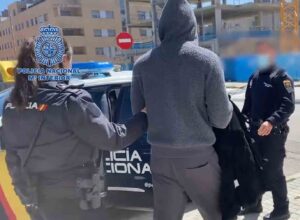 La Policía Nacional detiene al cabecilla de una organización criminal que estafó 118.000 euros mediante cartas nigerianas