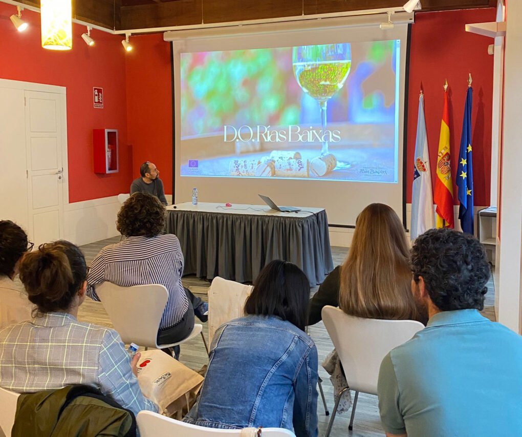 Los alumnos del máster de sumillería y enomarketing del basque culinary center visitan la D.O. rías baixas