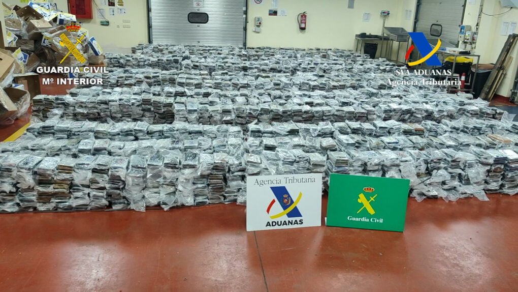 Intervenidas en el puerto de Valencia 5,5 toneladas de cocaína