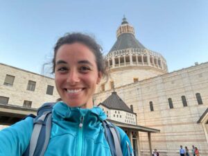 La peregrina Carlota Valenzuela, 6.000 kilómetros y un sueño: Tierra Santa