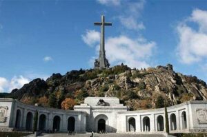 Reanudados los trabajos para exhumar a 118 víctimas de la guerra en el Valle de Cuelgamuros