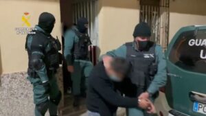 Detenidas siete personas por extorsionar a migrantes en situación irregular y lucrarse a costa de ellos