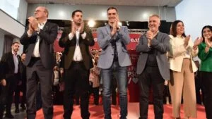 Pedro Sánchez: Mientras el PP se dedica al apocalipsis, los socialistas nos dedicamos a solucionar los problemas de la gente sin triunfalismos