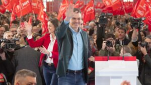 Pedro Sánchez: Lo que la derecha llama plan oculto es subir el SMI o revalorizar las pensiones, lo explicamos con orgullo y se llama justicia social