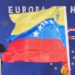 Feijóo aboga por que España sea puente con América Latina y se compromete a ser “el presidente de todos los hispanos” en nuestro país