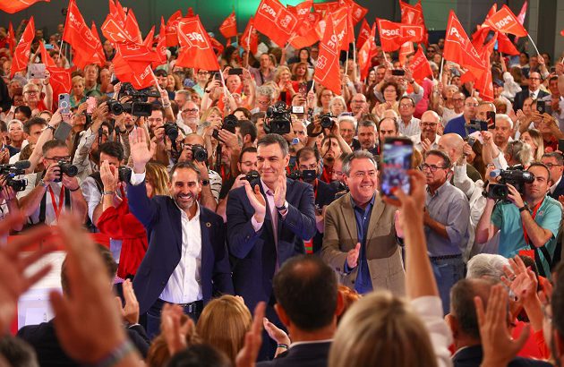 Pedro Sánchez: Sufrimos una oposición que maniobra en la oscuridad para derogar, desmantelar y retroceder en derechos y avances