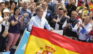 Feijóo sitúa al PP como un partido abierto, que incorpora a personas con talento que estaban en otros lugares: “Juntos hacemos un equipo mejor”