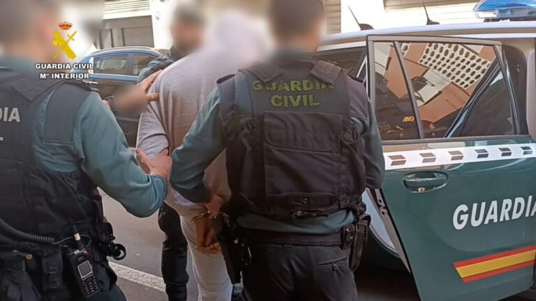La Guardia Civil desmantela una organización criminal que obtuvo más de un millón de euros en créditos fraudulentos