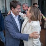 Critica los ataques y agresividad empleados por el presidente del Gobierno, algo que no responde a la manera en la que la sociedad española quiere que nos comportemos los políticos, y lamenta que va “in crescendo”, con las falsedades de esta misma tarde respecto a la explotación laboral infantil Augura que los españoles sabrán optar por un presidente del Gobierno del que se sientan orgullosos, como Feijóo, frente a la “búsqueda del barro” de Sánchez, que le retrata Incide en que la crítica a los medios por parte de Sánchez es una muestra de su deriva a la “podemización”, puesto que ya había venido realizando ataques a ciudadanos particulares, a empresarios y ahora se ha lanzado a por los medios de comunicación Señala a Sánchez como “máximo responsable” de la derrota del PSOE el pasado domingo, algo que “nunca va a asumir” e indica que los españoles ya han censurado esta manera de ejercer el Gobierno y el 23J tendrán una nueva oportunidad de certificarlo y pasar página Elogia el “ejercicio de responsabilidad” de Ciudadanos, en un momento en el que España se juega tanto: “Que haya partidos que hagan ese análisis de no presentarse porque sus resultados impiden que se materialice la alternativa es bueno para el futuro del país”, afirma Elogia a Capellán y al PP de La Rioja y felicita haber conseguido devolver a esta tierra una senda de futuro e ilusión, a través de unas propuestas y un programa que ha contado con la confianza mayoritaria de los riojanos