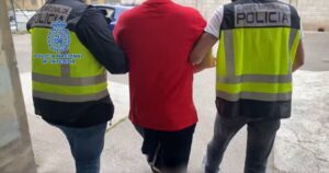 La Policía Nacional detiene a un varón como presunto autor de la muerte de una mujer en Oviedo