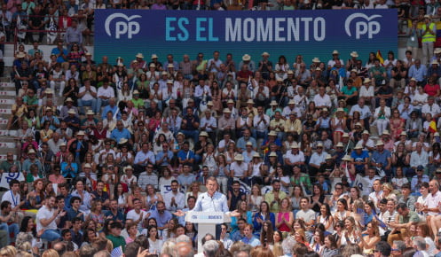 Feijóo anuncia la revisión de la PAC, incentivos fiscales al rural, un Plan nacional del agua y asegurar el carácter estratégico del sector agroalimentario