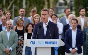 Feijóo pide “el máximo número de escaños” para lograr “un Gobierno fuerte” como los de Ayuso y Almeida