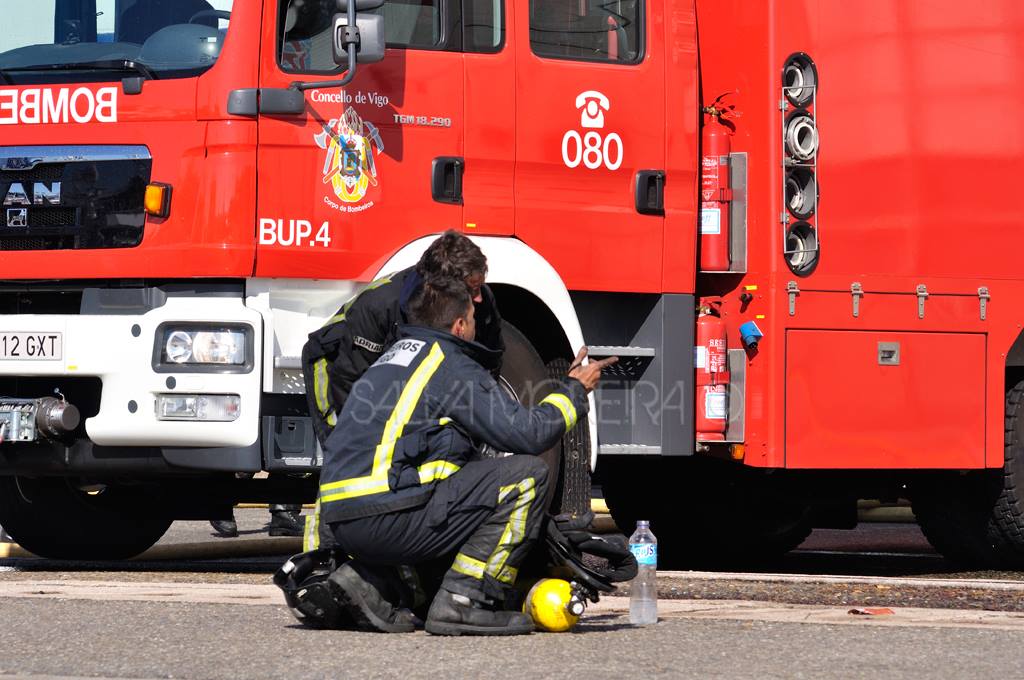 Cuatro fallecidos en el incendio de un edificio en Vigo