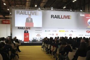 El Gobierno refuerza su apuesta por el ferrocarril con inversiones y logros destacados en la feria Rail Live