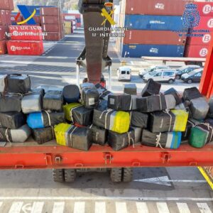 Golpe al narcotráfico en el puerto de Santa Cruz de Tenerife: 2.000 kilos de cocaína incautados en buque 'Ro-Ro' italiano