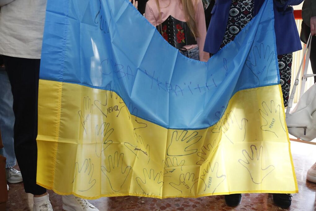 Visita de Margarita Robles a los familiares de combatientes ucranianos que descansan en la residencia militar de acción social en Castellón
