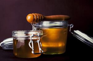 El Ministerio de Agricultura destaca avances en el etiquetado de miel, zumos y confituras