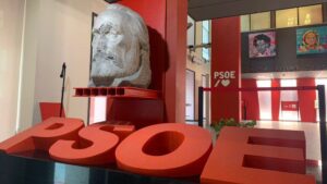 El PSOE inicia diálogo con agentes sociales para fortalecer relaciones y abordar medidas progresistas