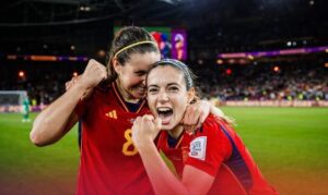 Ocho jugadoras del FC Barcelona se coronan como las primeras campeonas de la Nations League femenina