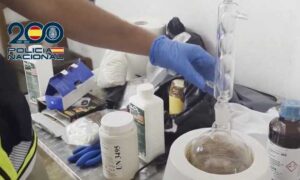 La Policía Nacional Desmantela Laboratorio de Metanfetamina en Restaurante Madrileño