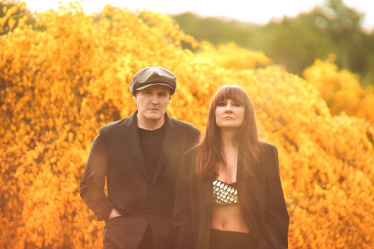 AMARAL Revela Detalles del Primer Avance de su Nuevo Disco