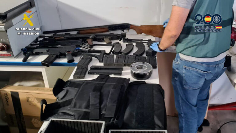 Desarticulada una Poderosa Red de Narcotráfico: 22 Detenidos y Sustancias Ilegales Incautadas en Varias Provincias