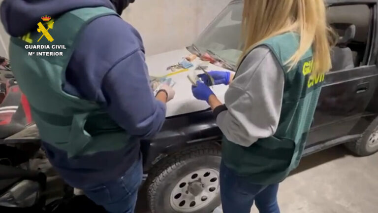 Encuentran un cadáver y detienen a tres personas por un crimen relacionado con el narcotráfico en Granada