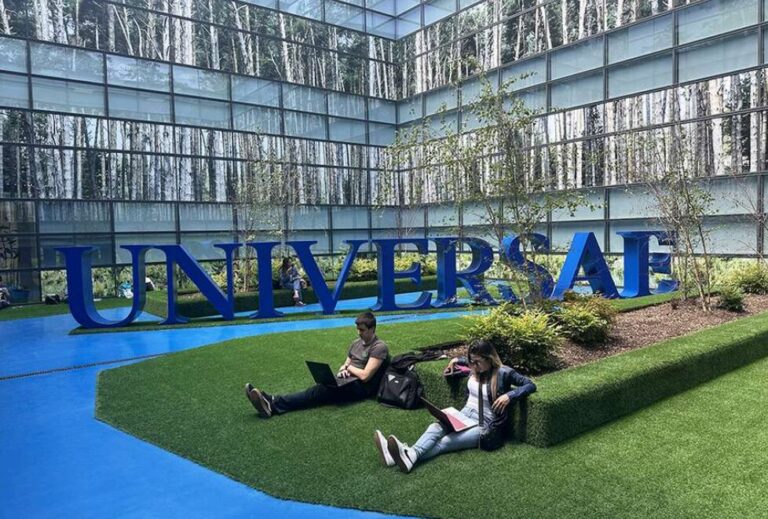 Las profesiones del futuro: UNIVERSAE analiza la evolución del mercado laboral y la FP en 2025-26