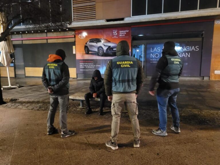 Detenido en Granada un yihadista que usaba bots para difundir propaganda de DAESH