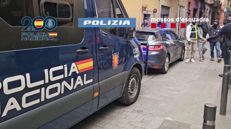 Desarticulada en España e Italia una célula terrorista que promovía ataques a través de redes cifradas