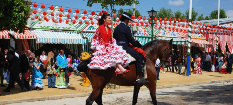 Sevilla celebra su fiesta más internacional: vuelve la Feria de Abril