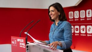 Esther Peña acusa a Feijóo de cobardía política ante sus socios, las víctimas de la DANA y su papel como líder de la oposición