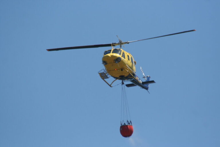 Más de 650 bomberos y 26 aeronaves apoyarán a los países del sur de Europa contra los incendios forestales