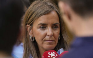 Fúnez acusa a Sánchez de liderar un Gobierno “rodeado de sumarios e imputados”
