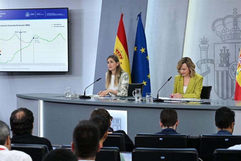 El Gobierno atribuye el apagón del 28-A a una sobretensión multifactorial y refuerza la ciberseguridad eléctrica