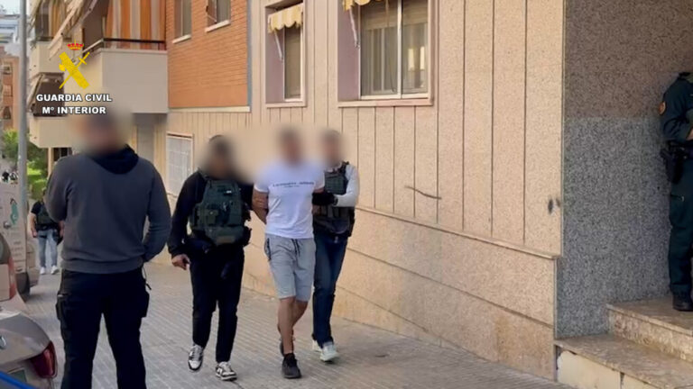 Detenido en Barcelona un hombre por adoctrinamiento y autocapacitación terrorista