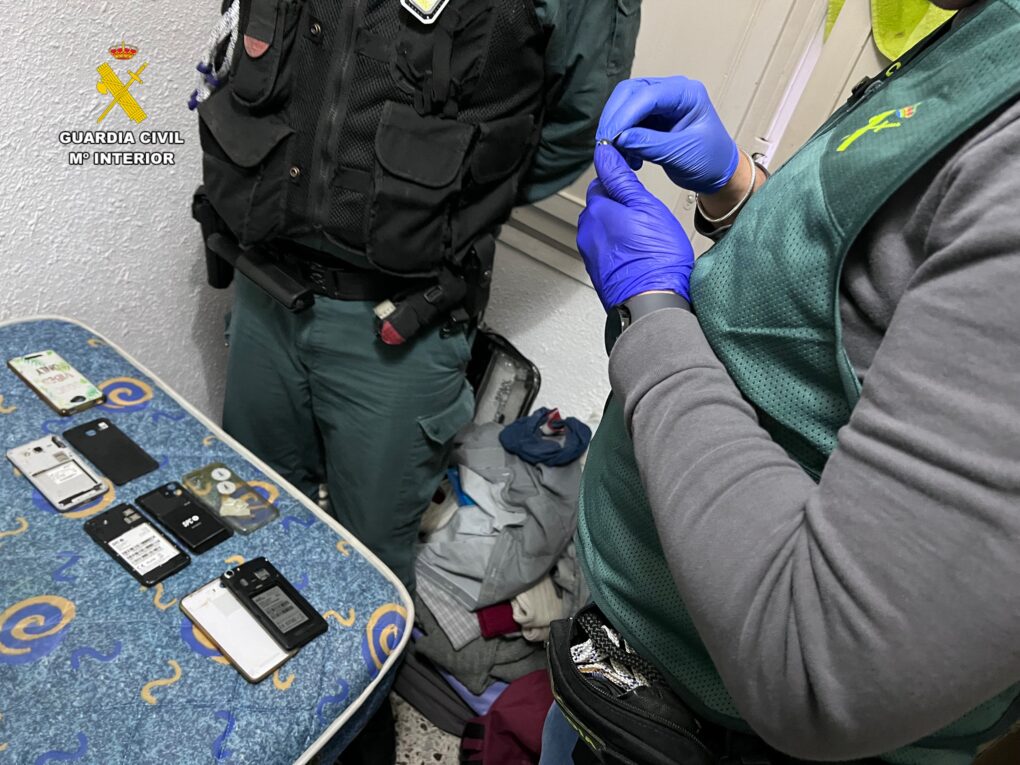 15 detenidos por una trama nacional de ciberestafas: más de 50 víctimas y 1,6 millones defraudados