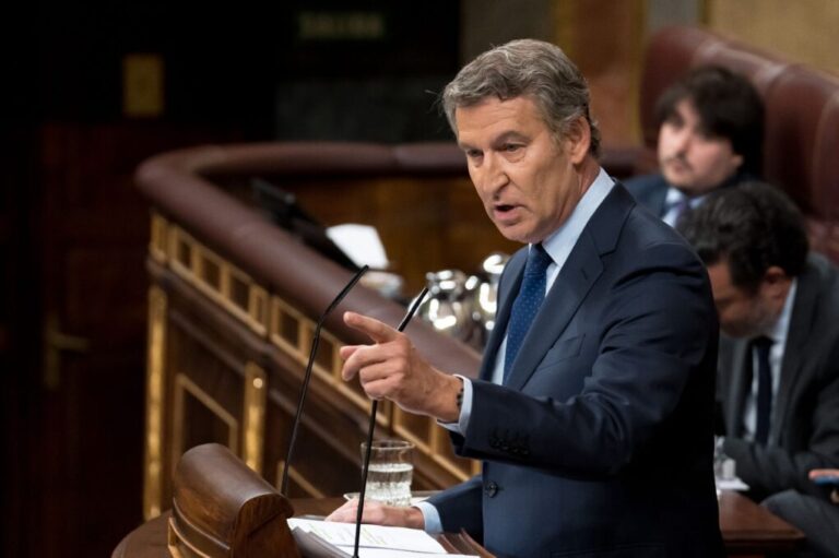 Feijóo exige rigor a Sánchez y le reprocha haber comprometido el 5% en Defensa en la cumbre de la OTAN