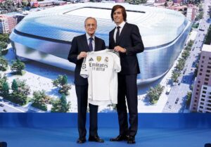 Álvaro Carreras vuelve al Real Madrid como nuevo fichaje para reforzar la defensa