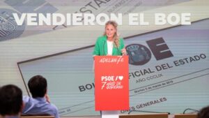 Montse Mínguez durante su intervención acusando al PP de corrupción.