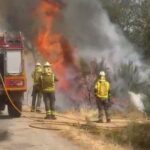 Incendios en Ourense: confinamiento preventivo en Carballeda de Avia, Beade, Leiro y Avión