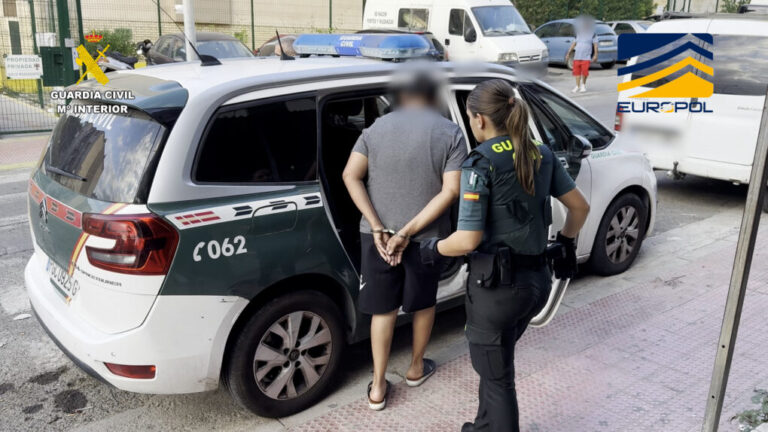 Detenidas 14 personas por organizar rutas ilegales de Argelia a España