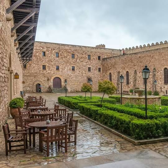 Teletrabajo en entornos rurales: destinos ideales en pueblos con encanto