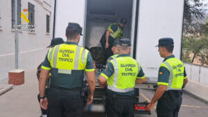 Interceptado un camión con 1,5 toneladas de hachís tras una persecución en la A-7